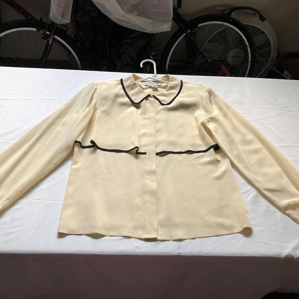 Woman's Shirt Carlisle Size 10